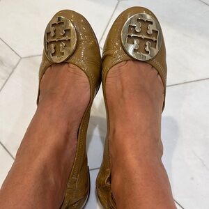 Tory Burch Women's Olive Loafers